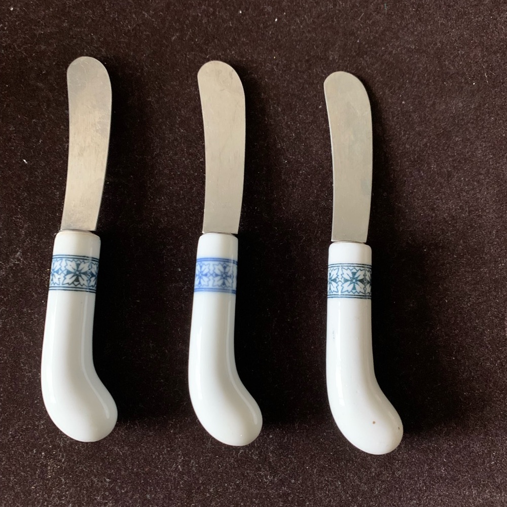 Porcelain Handle Butter Knives